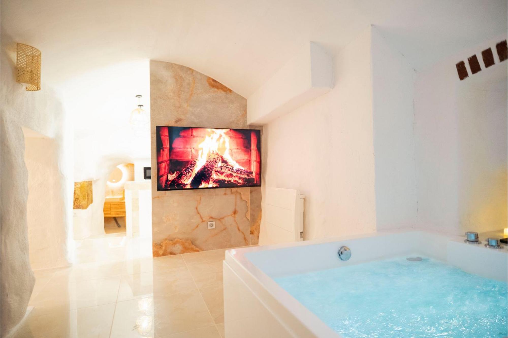 Le Temple D'Aphrodite, Appartement Avec Spa Vienne  Exterior photo