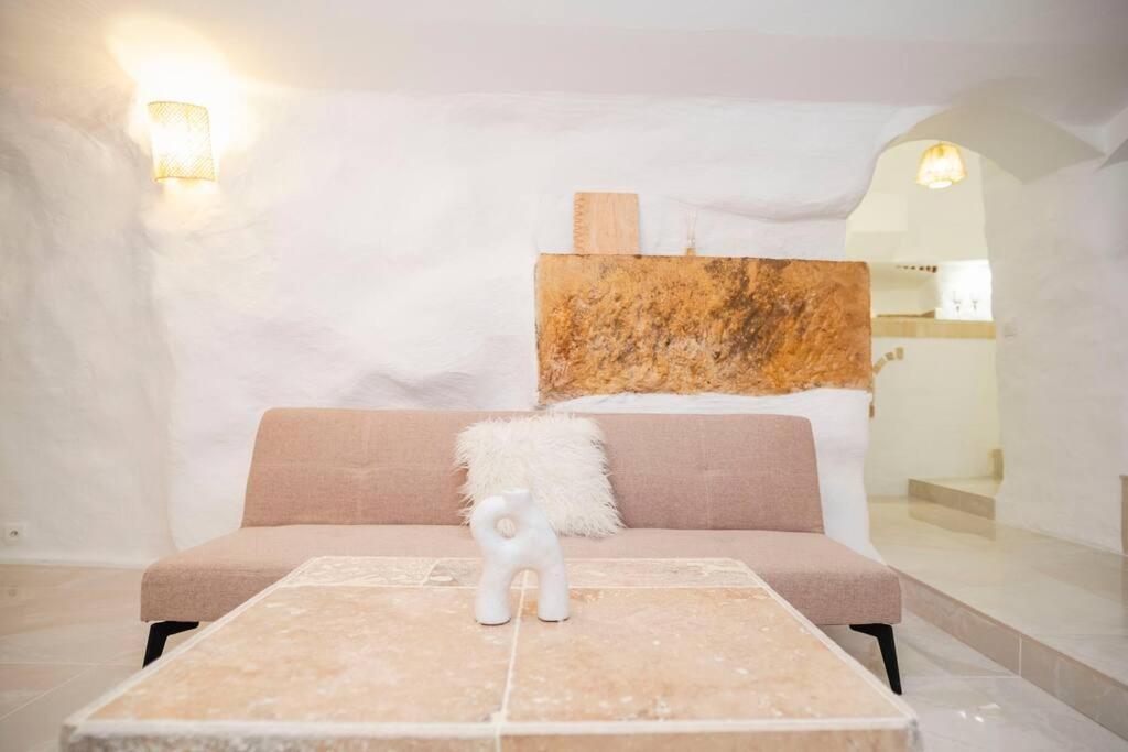 Le Temple D'Aphrodite, Appartement Avec Spa Vienne  Exterior photo