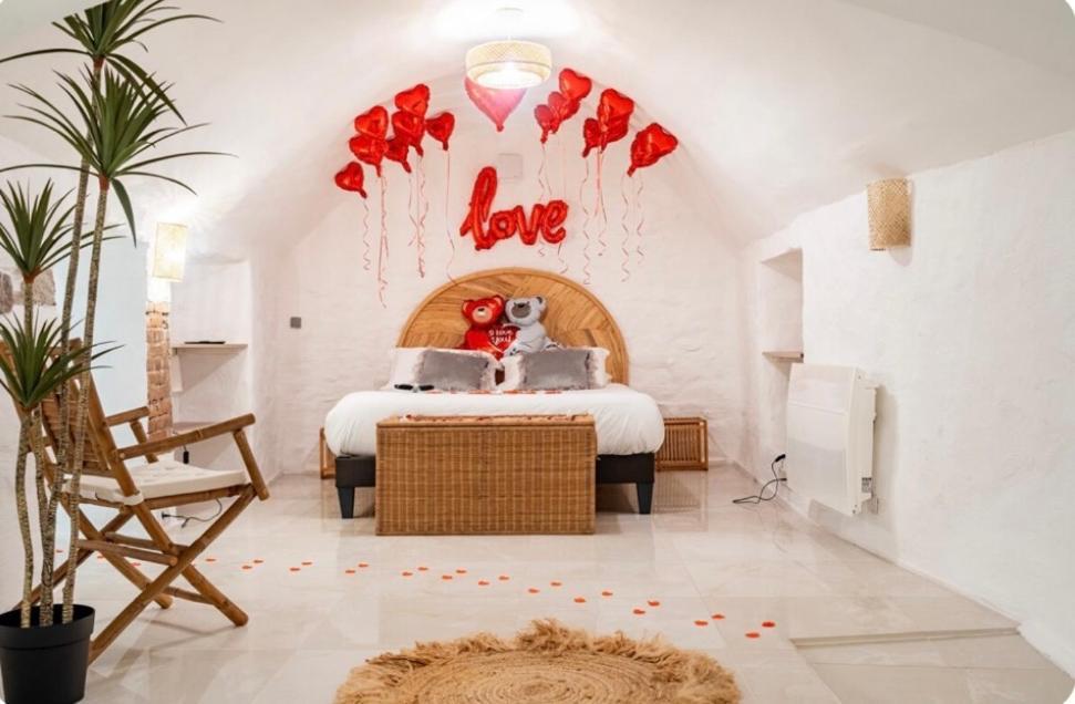 Le Temple D'Aphrodite, Appartement Avec Spa Vienne  Exterior photo